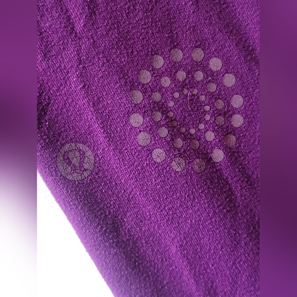 Purple lululemon jogger zip up - Picture 6 of 7